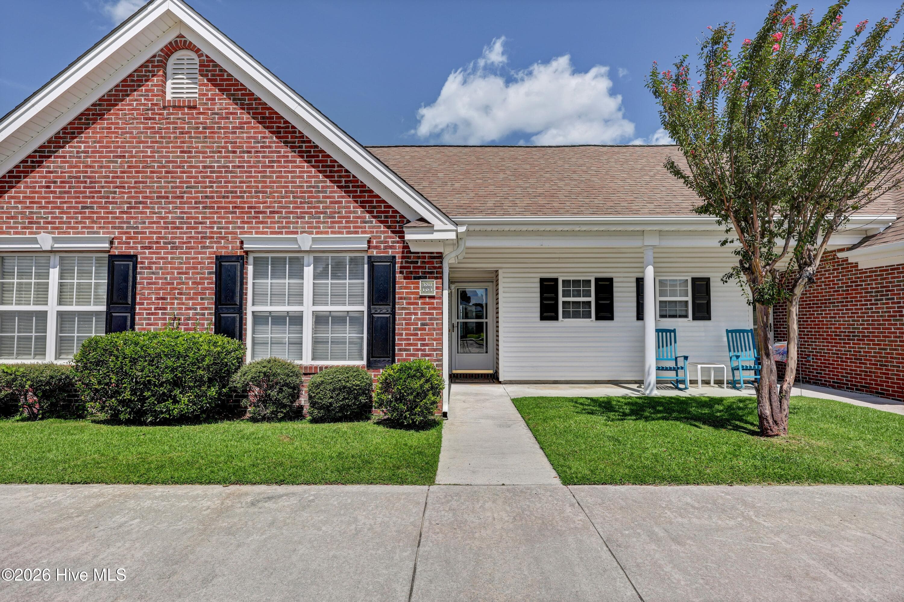 Front of 3011 Lauren Place Drive Apt 103, Wilmington, NC 28405