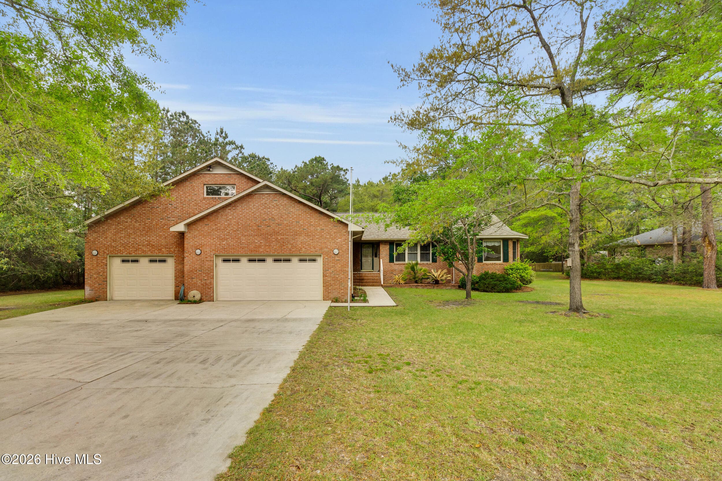 Front of 903 Lanyard Lane, New Bern, NC 28560
