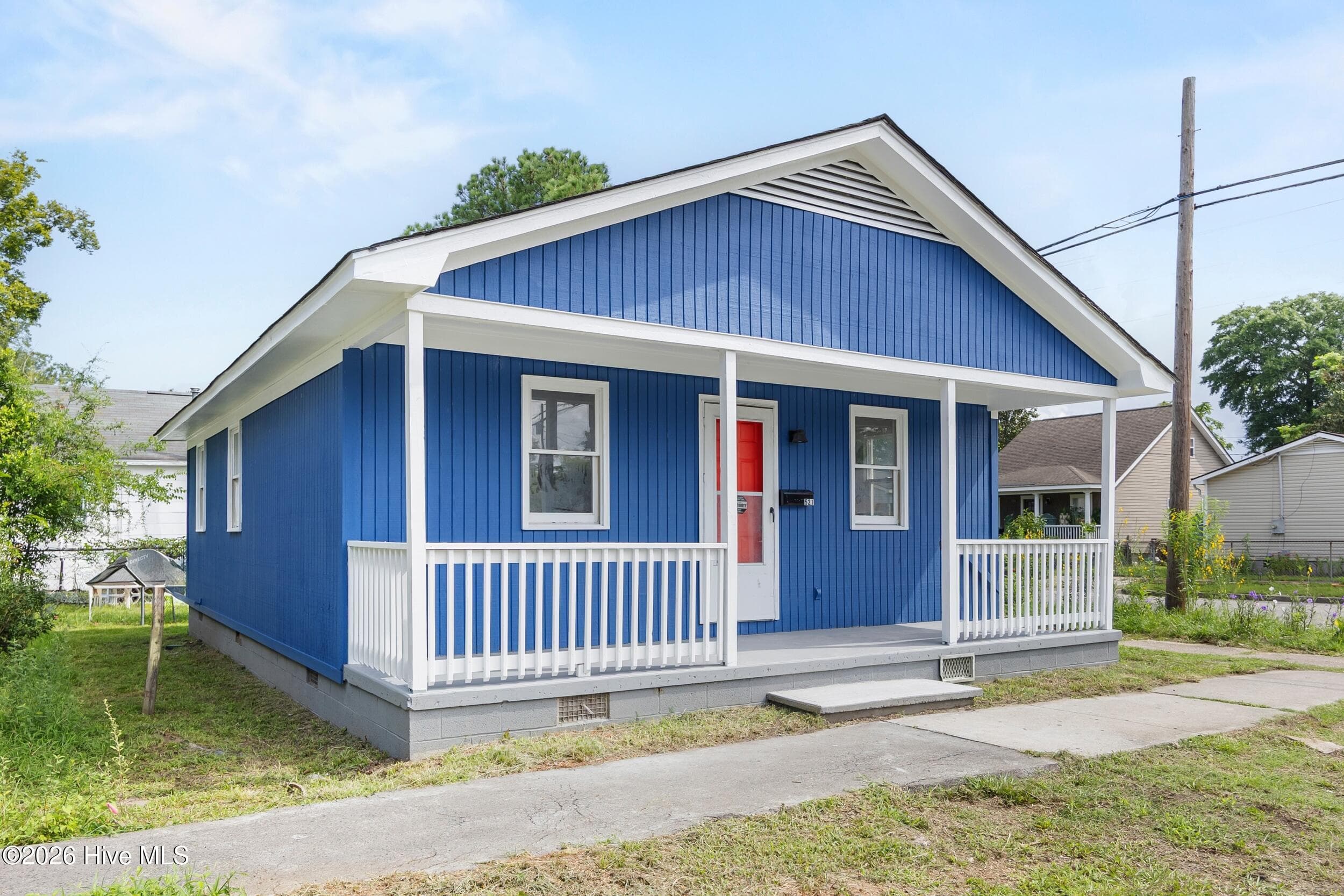 Exterior of 521 Swann Street, Wilmington, NC 28401