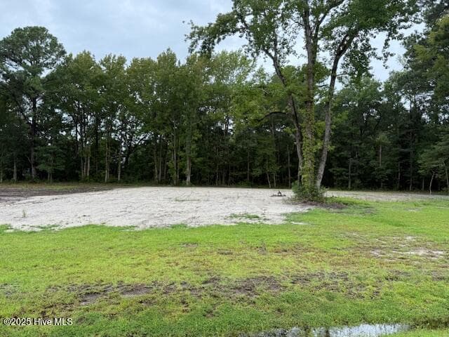 Front of 113 2 Indian Trail, Beaufort, NC 28516