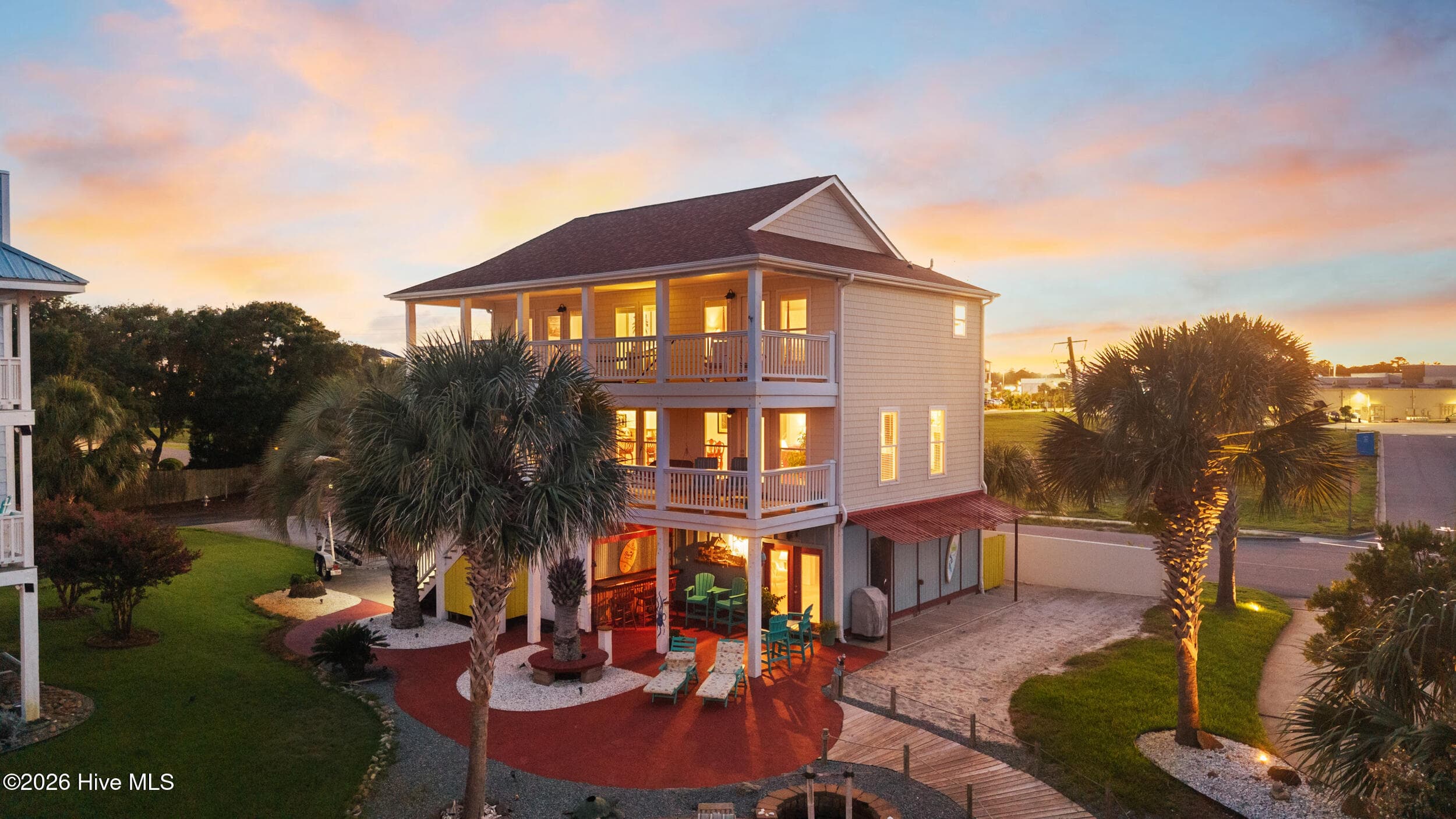 Front of 1001 Waterview Place, Carolina Beach, NC 28428