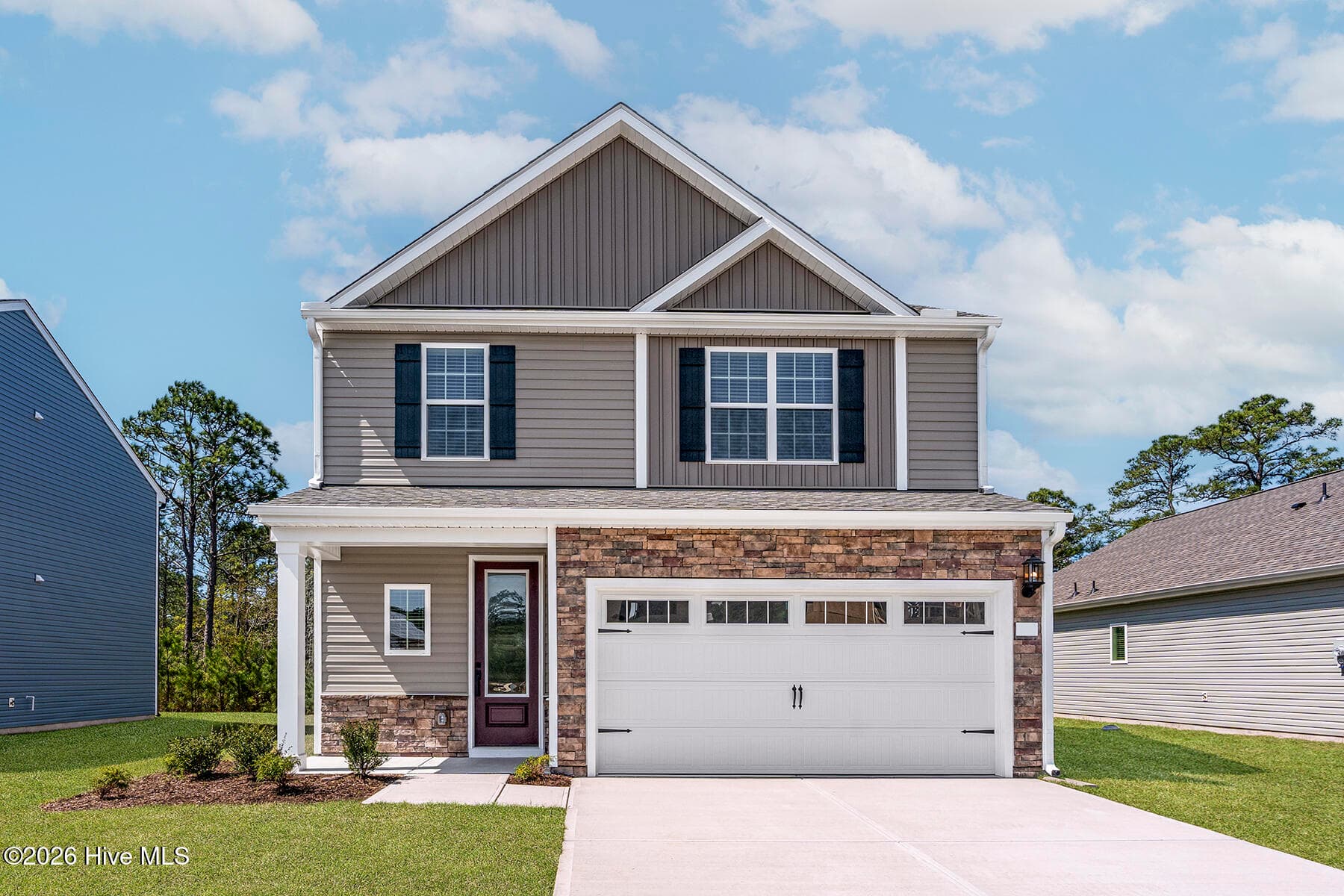 Front of 220 S Umbrella Palm Drive, Hampstead, NC 28443