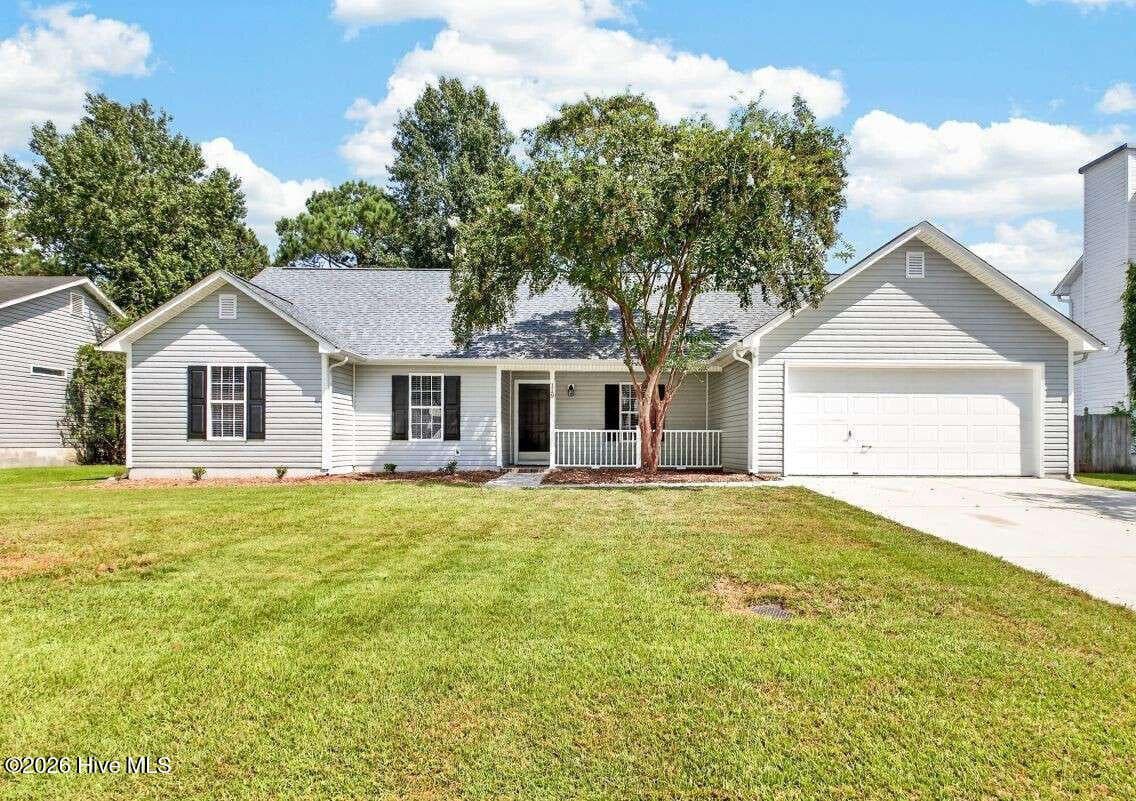 Front of 119 Fall Drive, Jacksonville, NC 28540