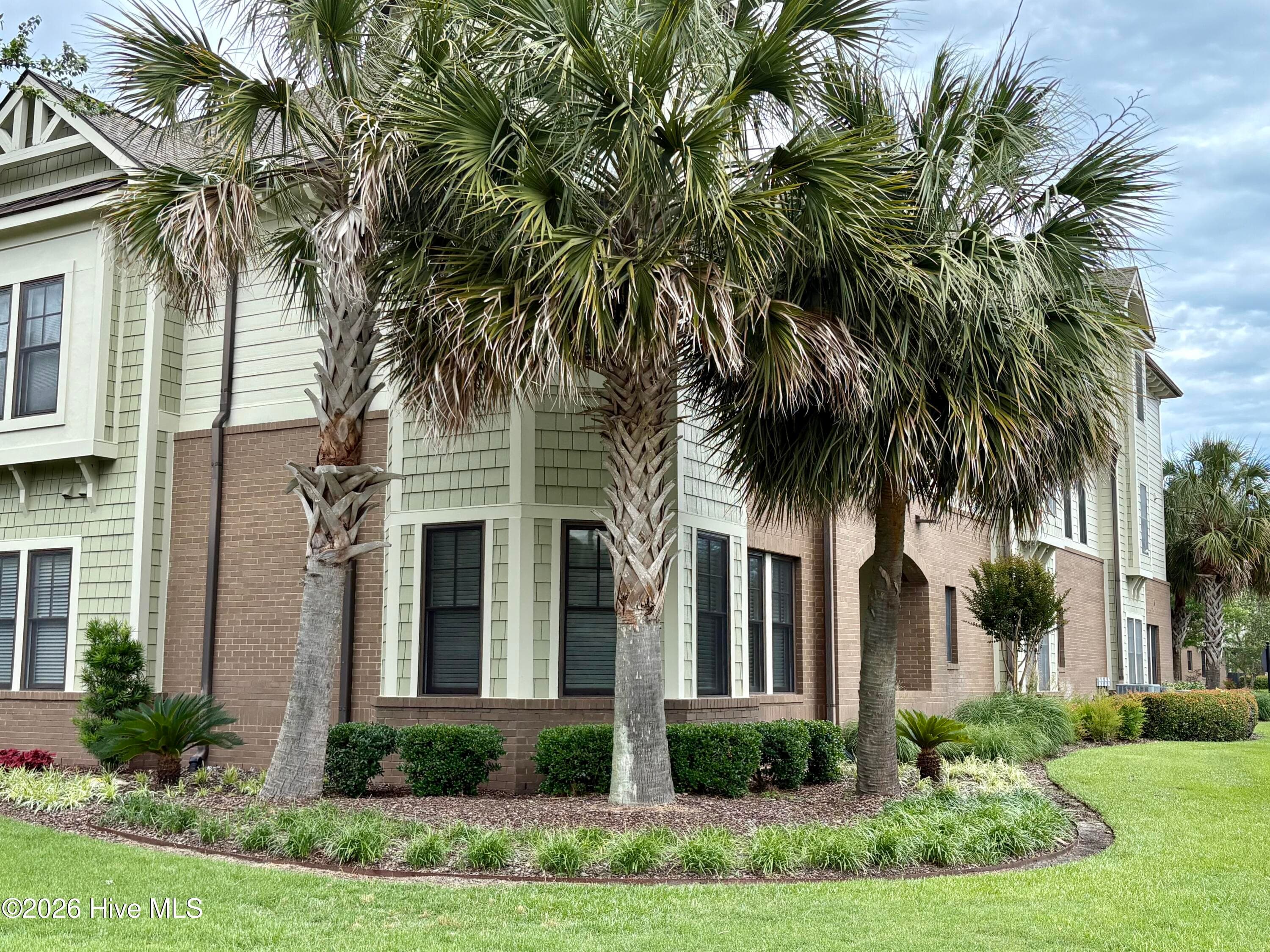 Front of 561 Garden Terrace Drive 104, Wilmington, NC 28405