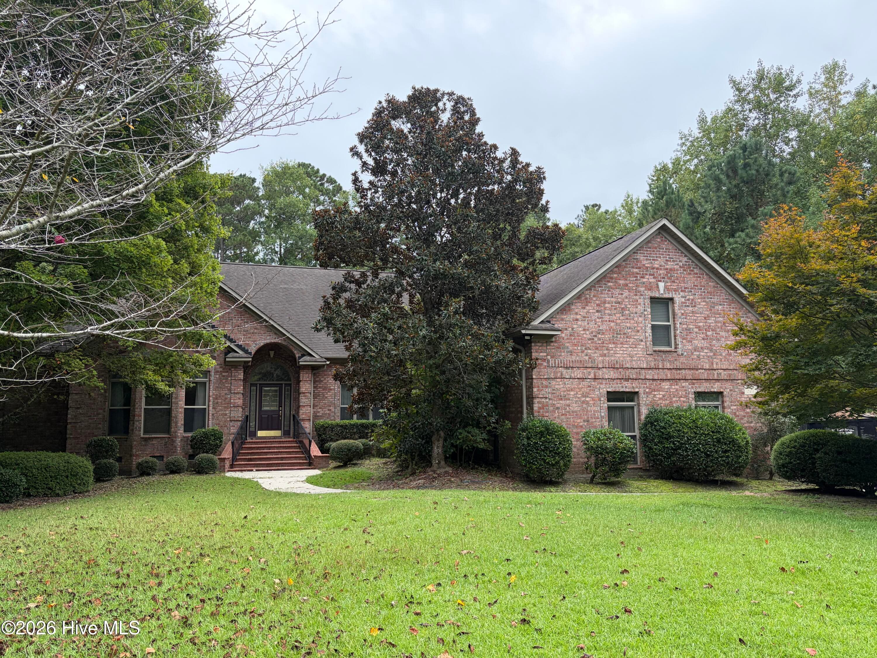 Front of 307 Taberna Circle, New Bern, NC 28562