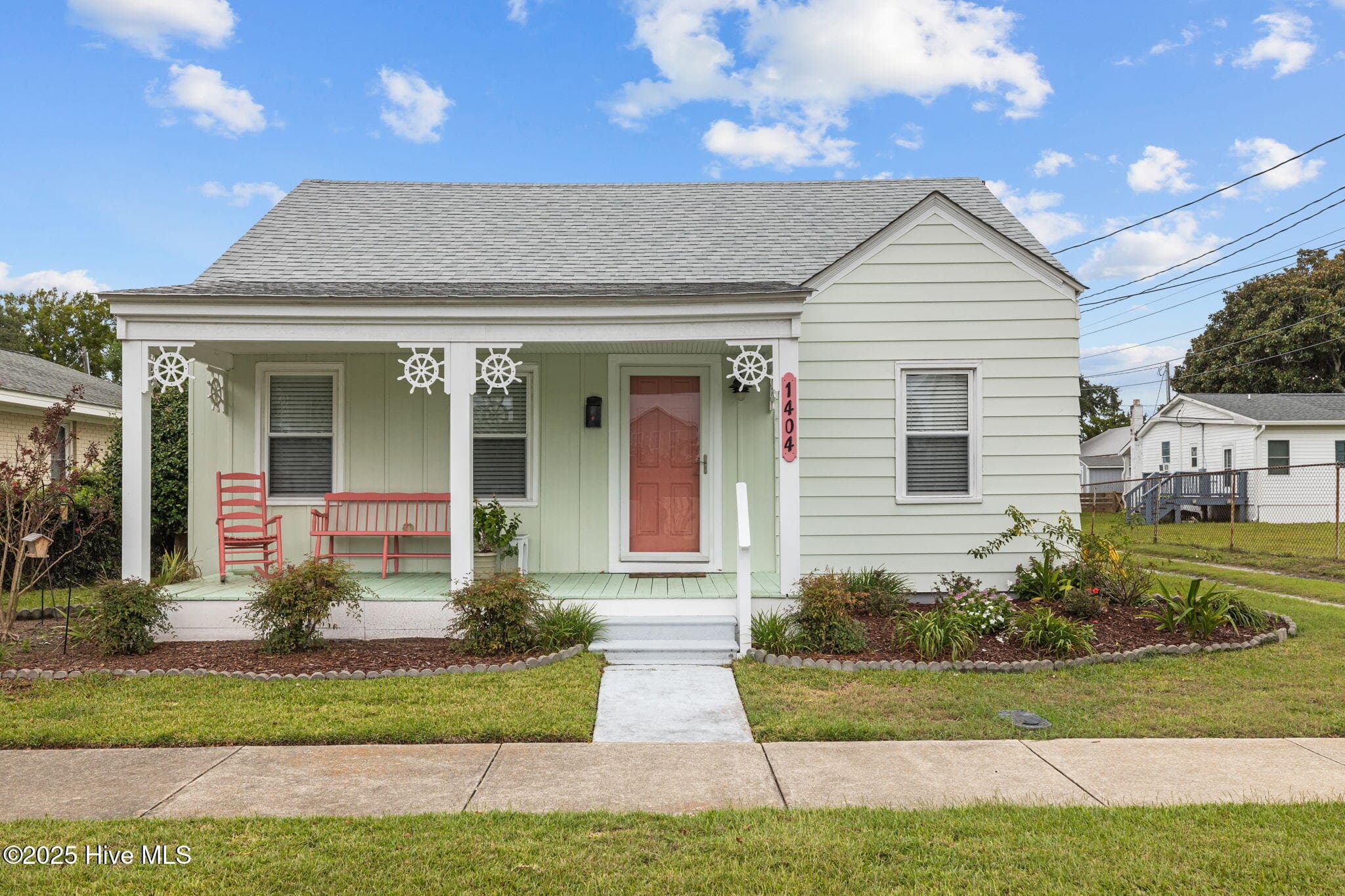 Front of 1404 Shackleford Street, Morehead City, NC 28557