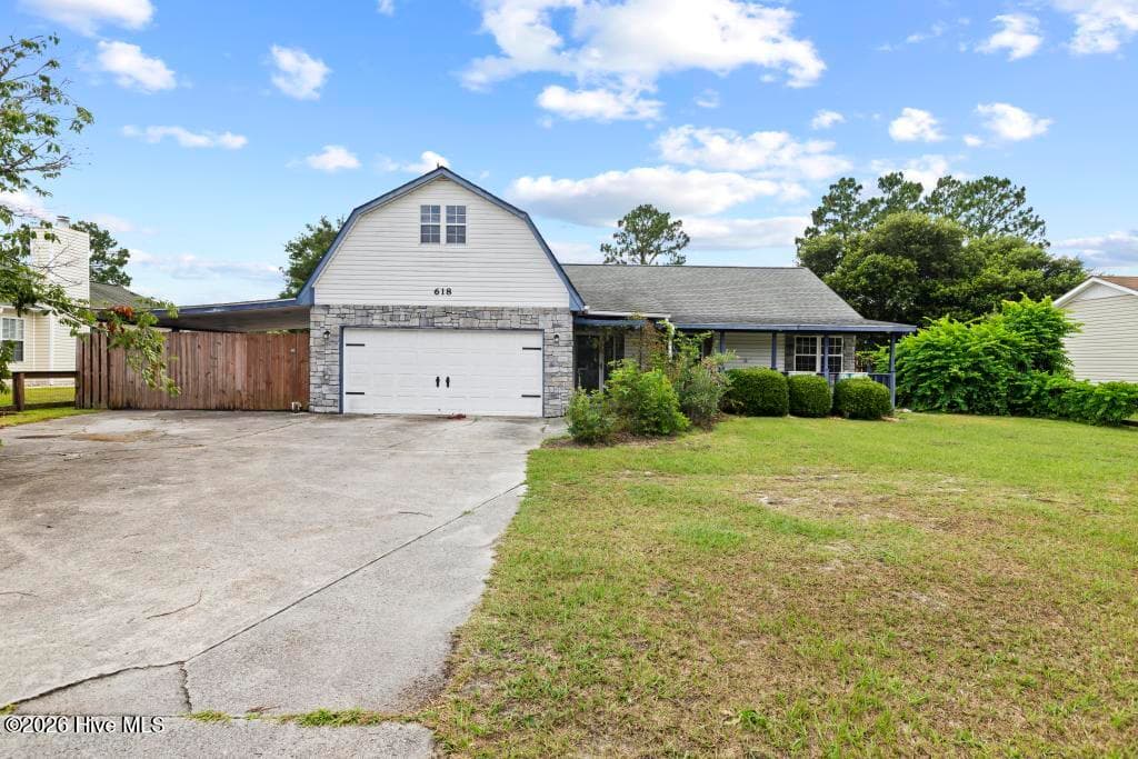 Front of 618 Sand Ridge Road, Hubert, NC 28539
