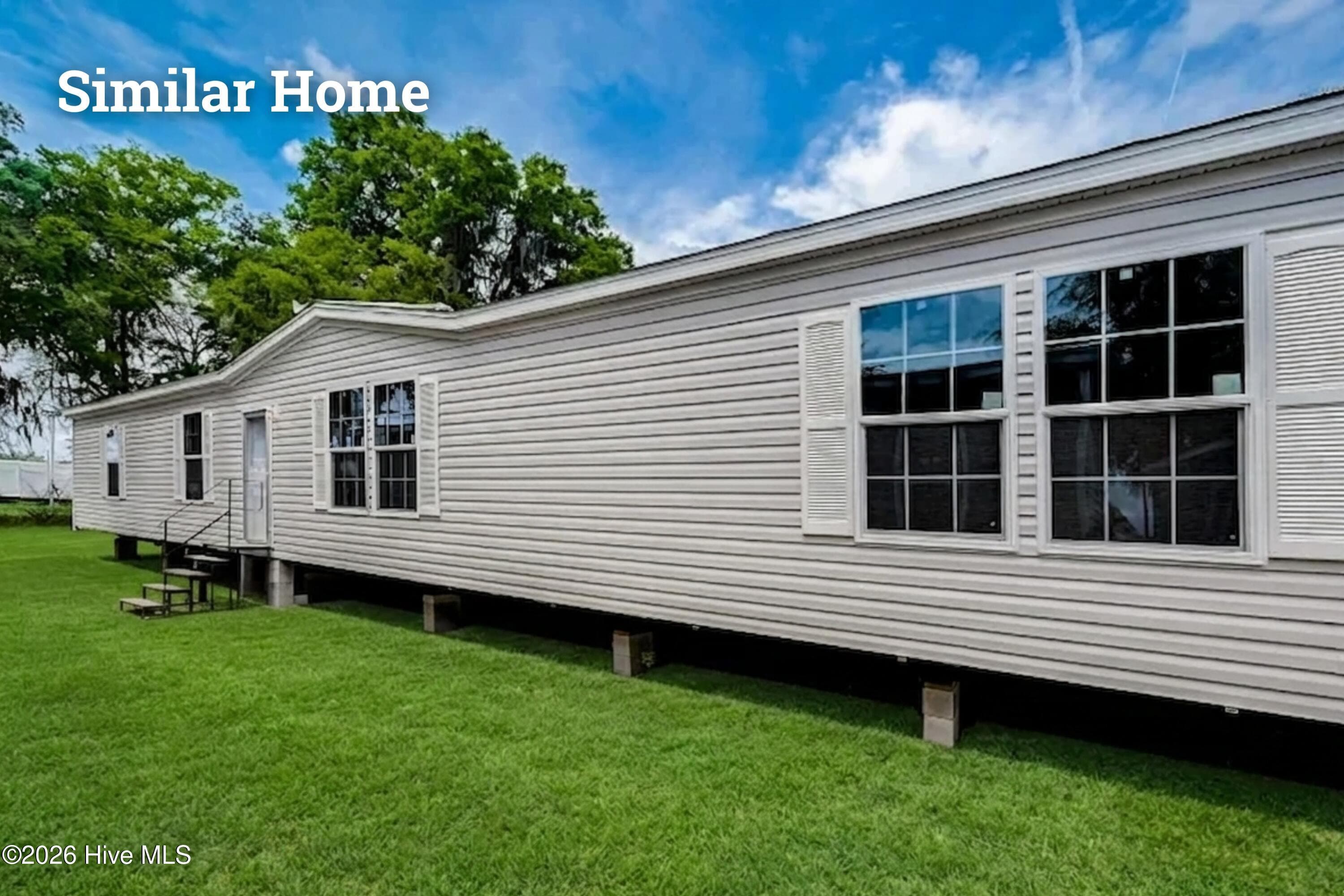 Front of 463 N Lee Avenue, Beulaville, NC 28518