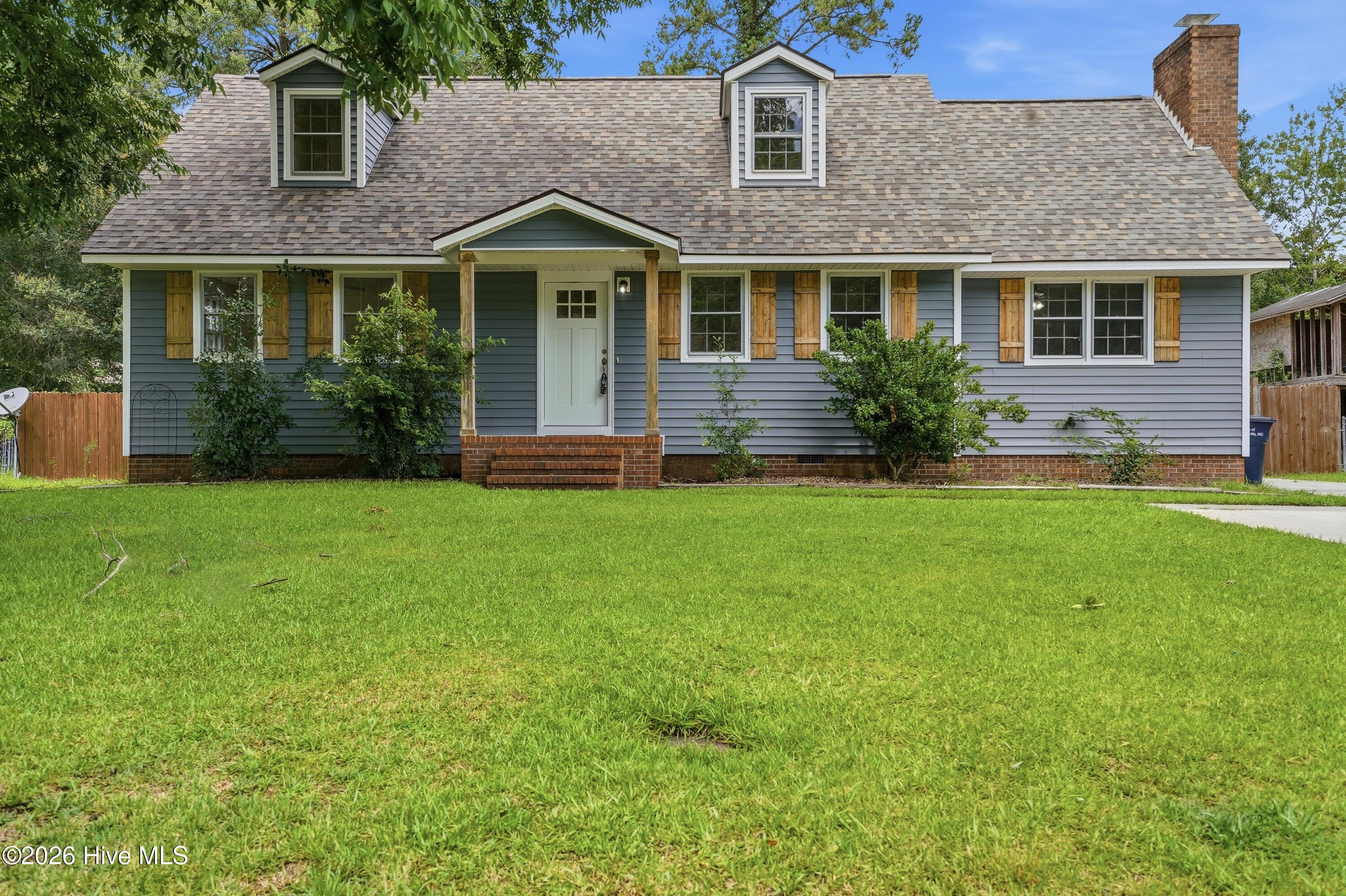 Front of 118 Lionel Avenue, Jacksonville, NC 28540