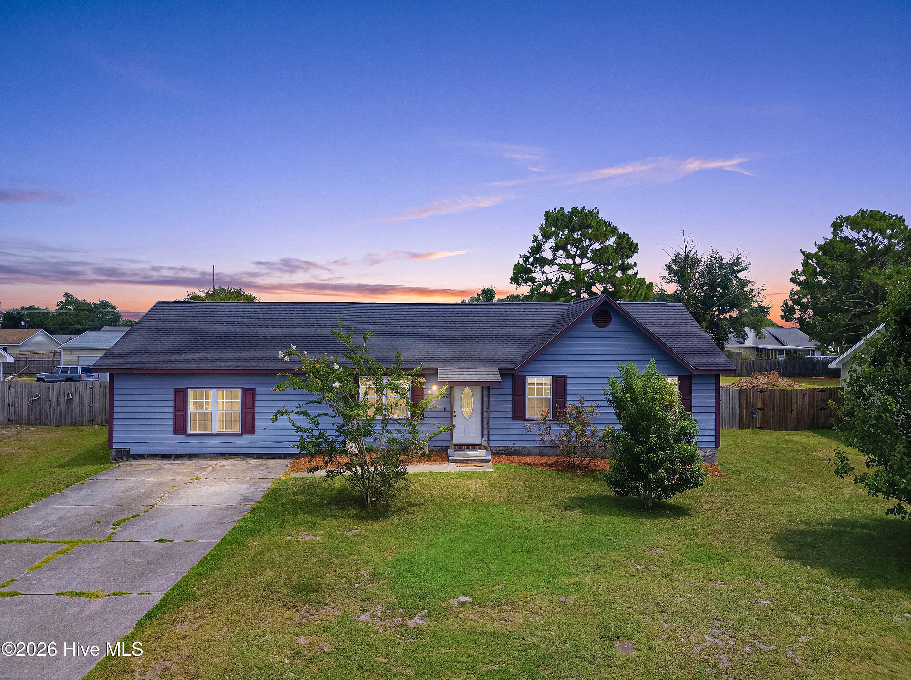 Front of 215 S Ginger Drive, Hubert, NC 28539