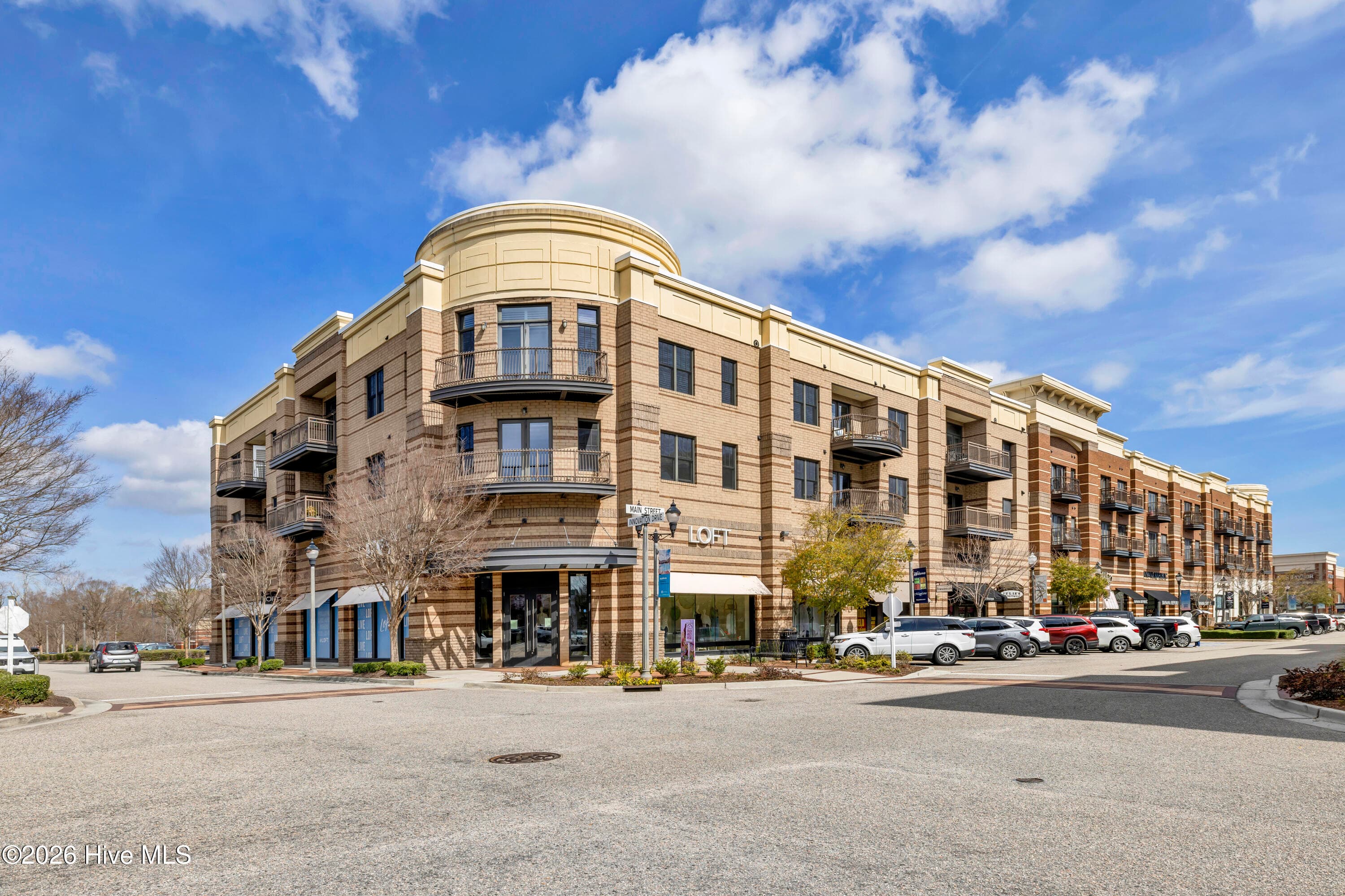 Front of 6831 Main Street Unit 323, Wilmington, NC 28405