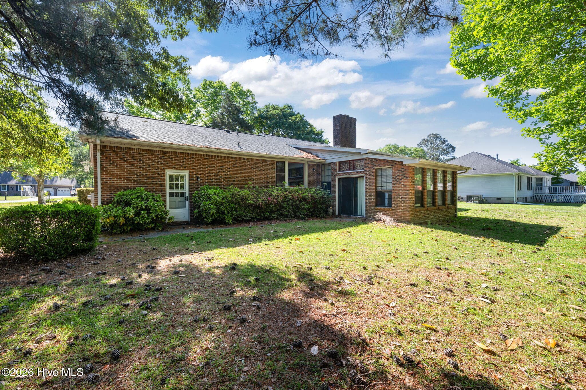 Front of 4802 Meadow Court Drive, New Bern, NC 28562