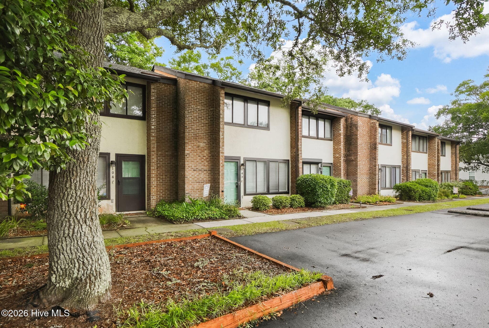 Exterior of 113 Bonner Avenue 105, Morehead City, NC 28557