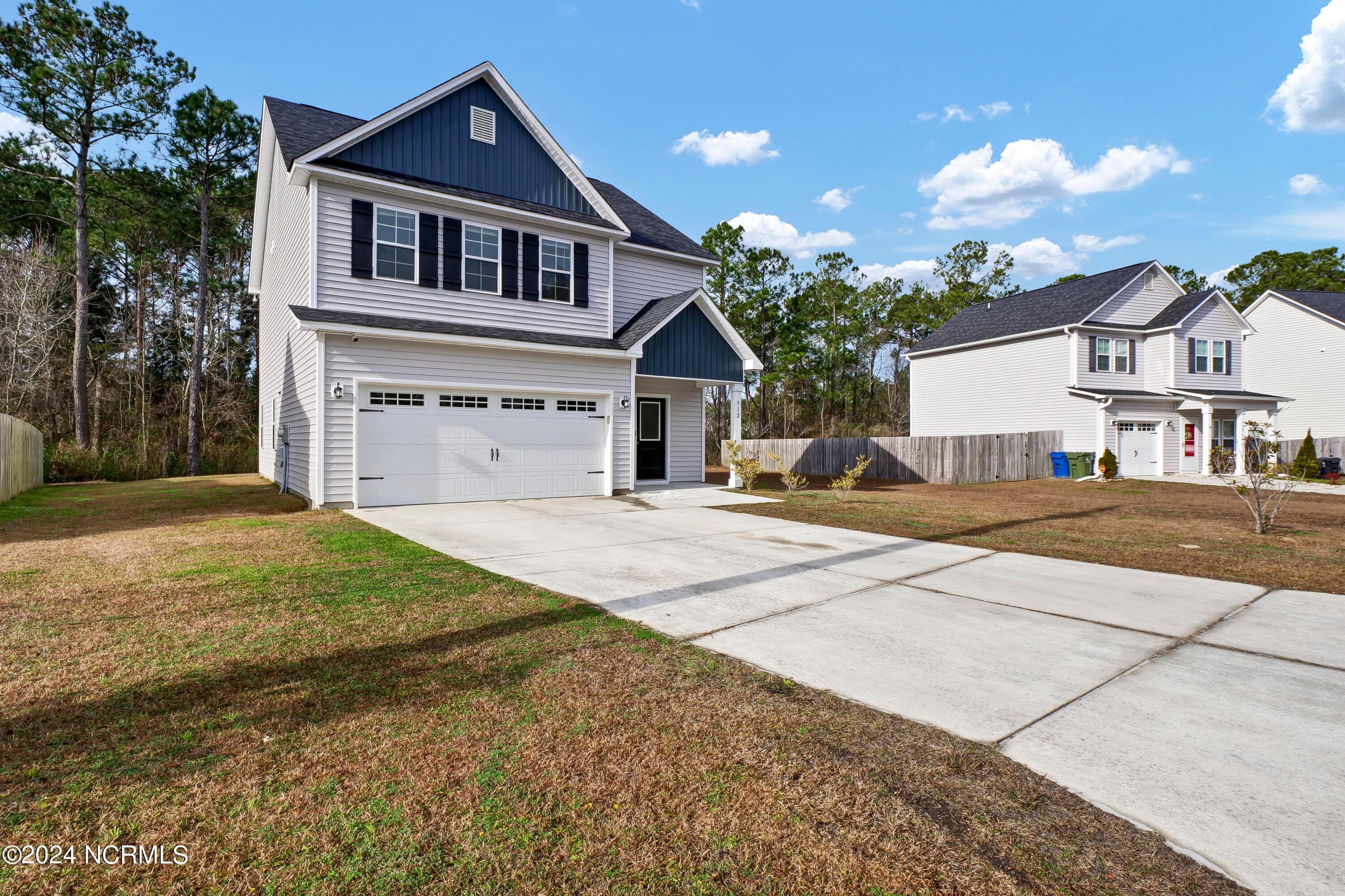 Front of 512 Everett Glades, Sneads Ferry, NC 28460