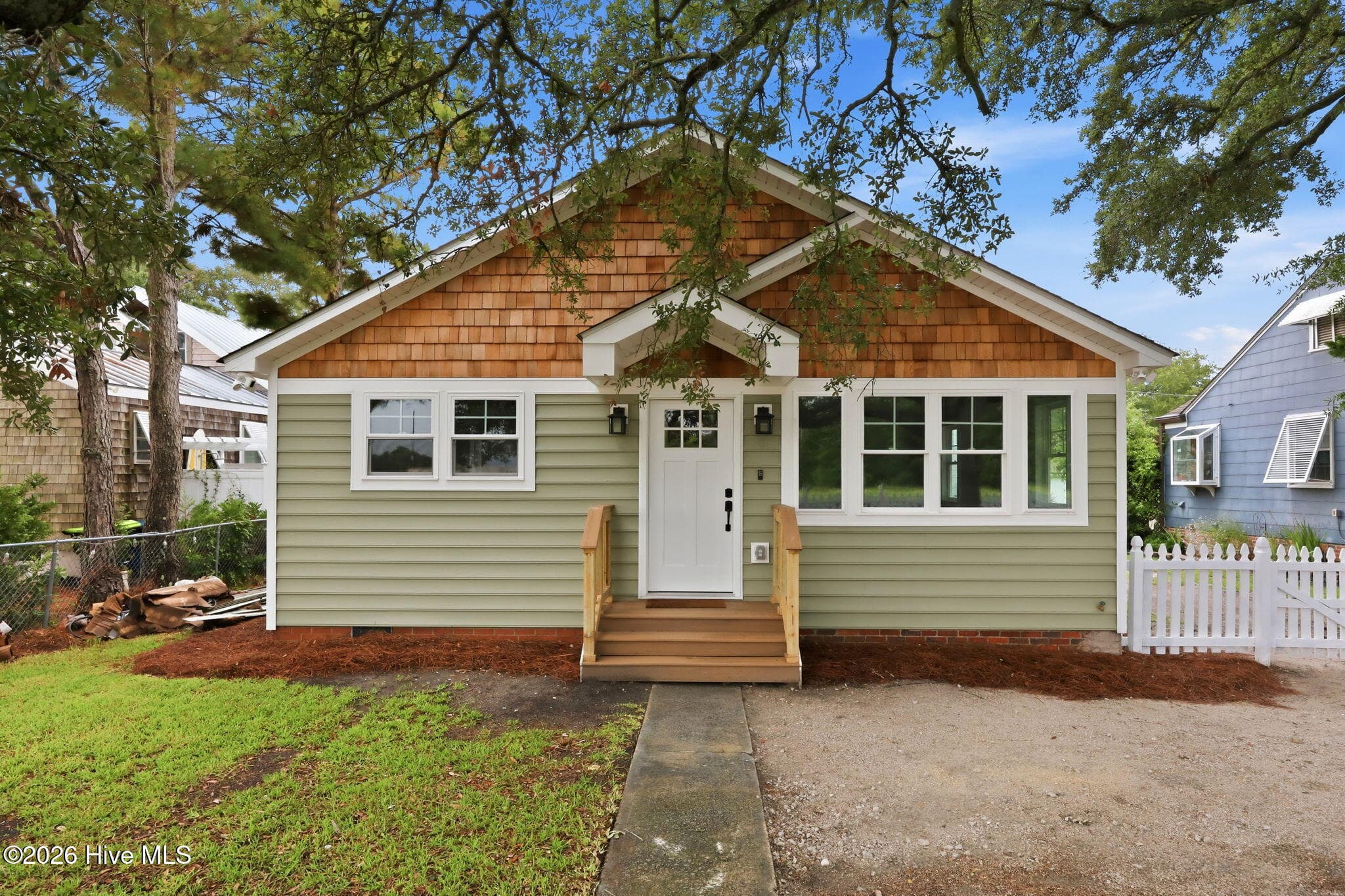 Front of 2609 Arendell Street, Morehead City, NC 28557