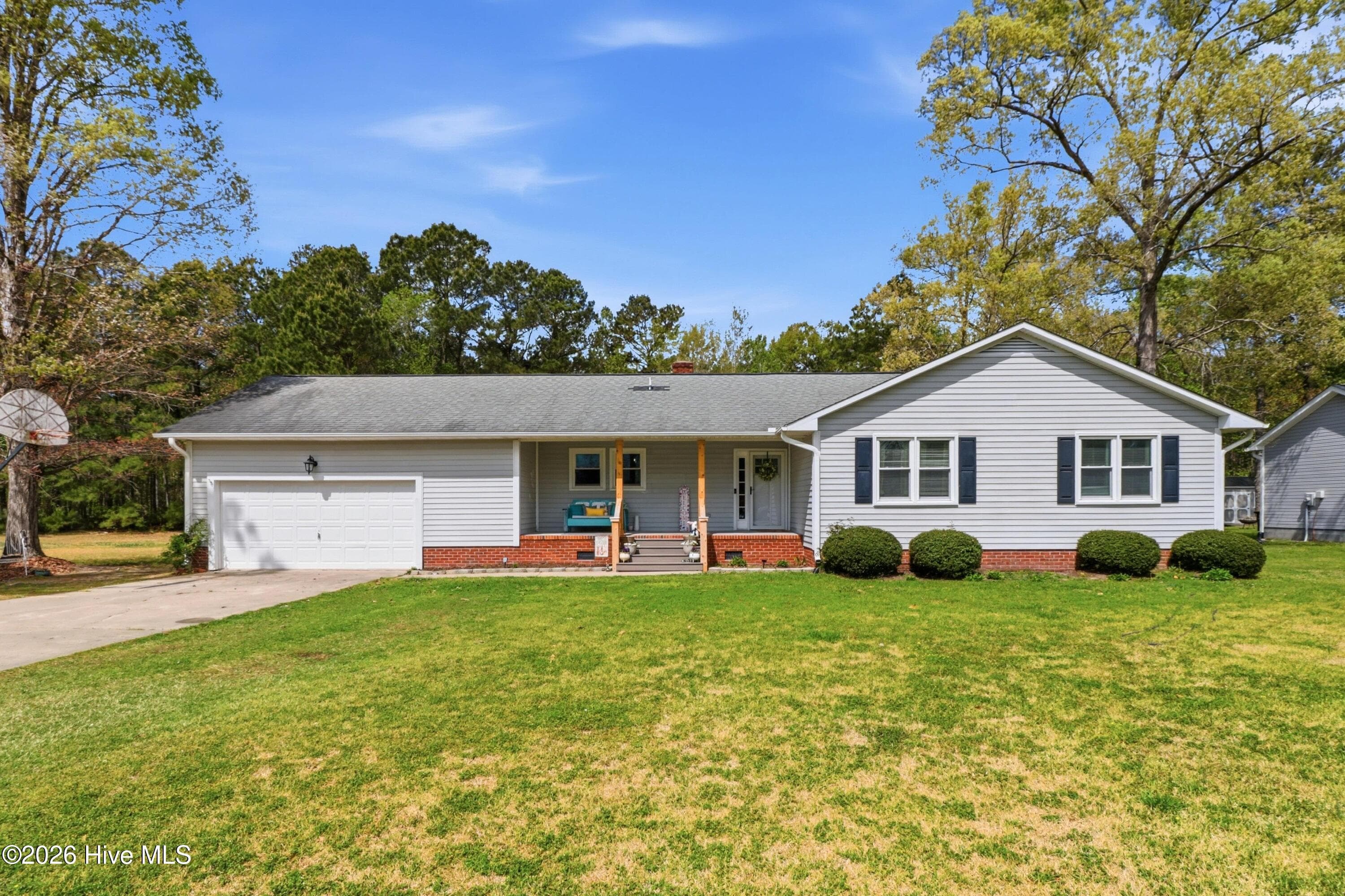 Front of 2636 Kevin Drive, Kinston, NC 28501