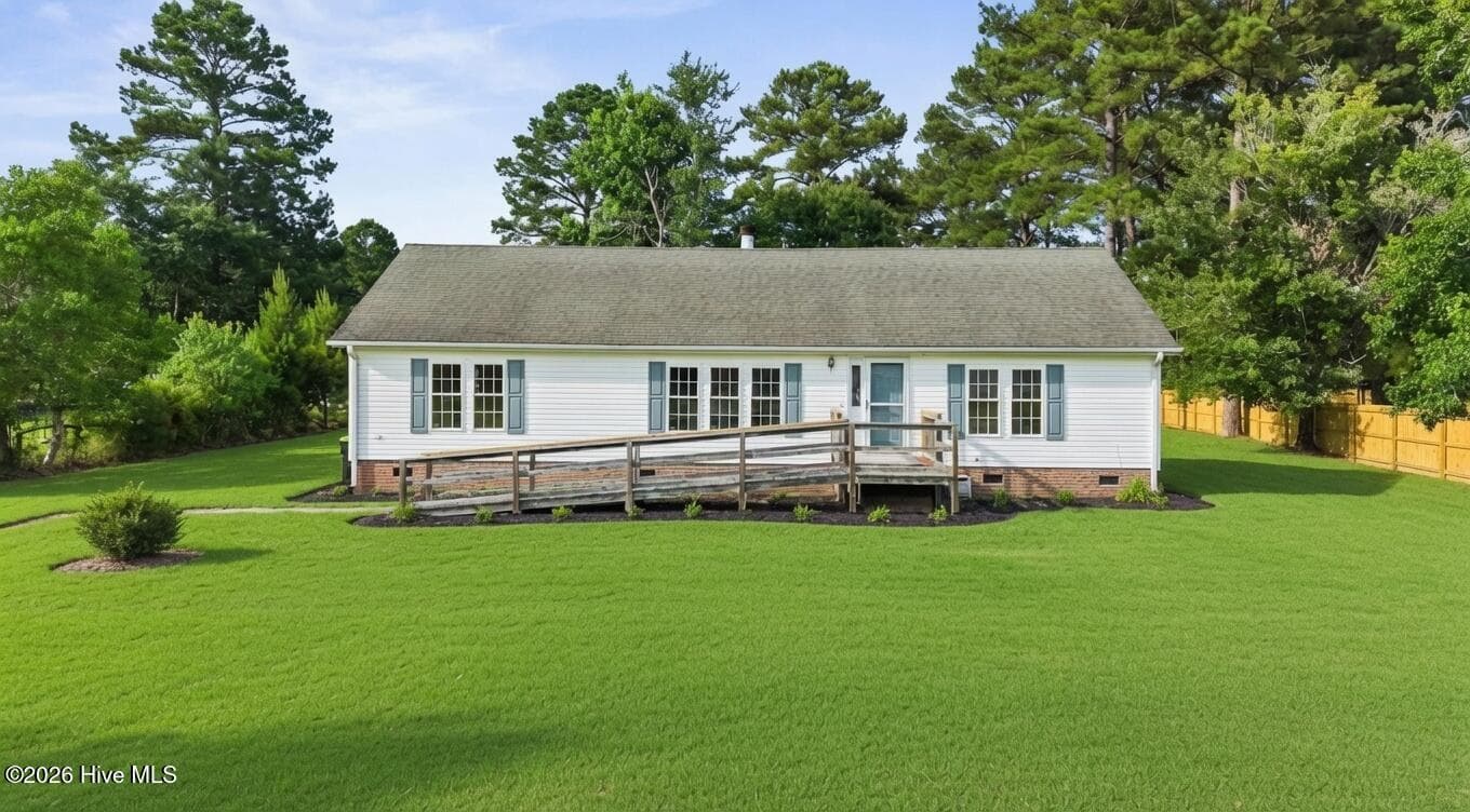 Front of 195 Bellhammon Forest Drive, Rocky Point, NC 28457
