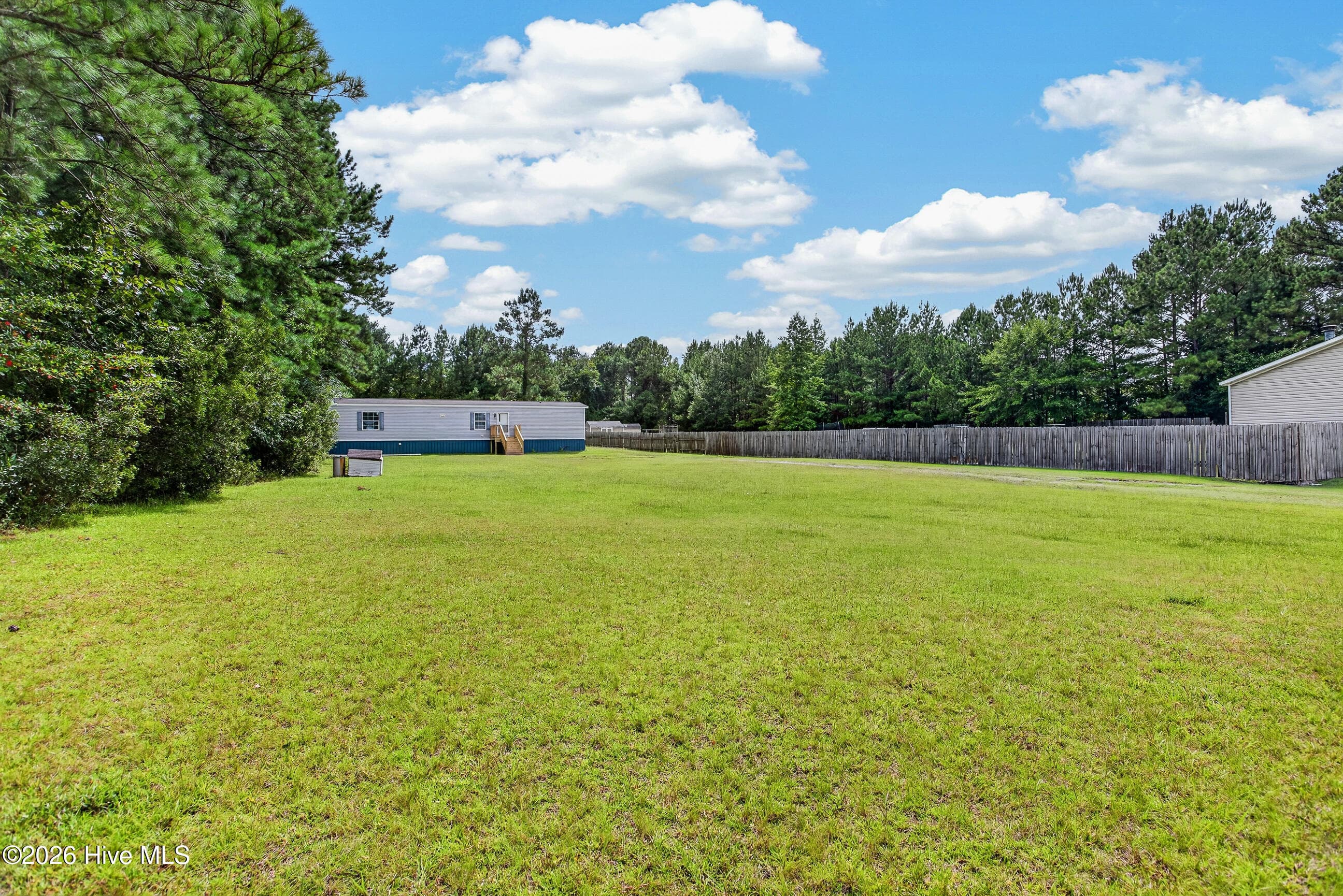 Front of 125 Woodleaf Lane, Jacksonville, NC 28540
