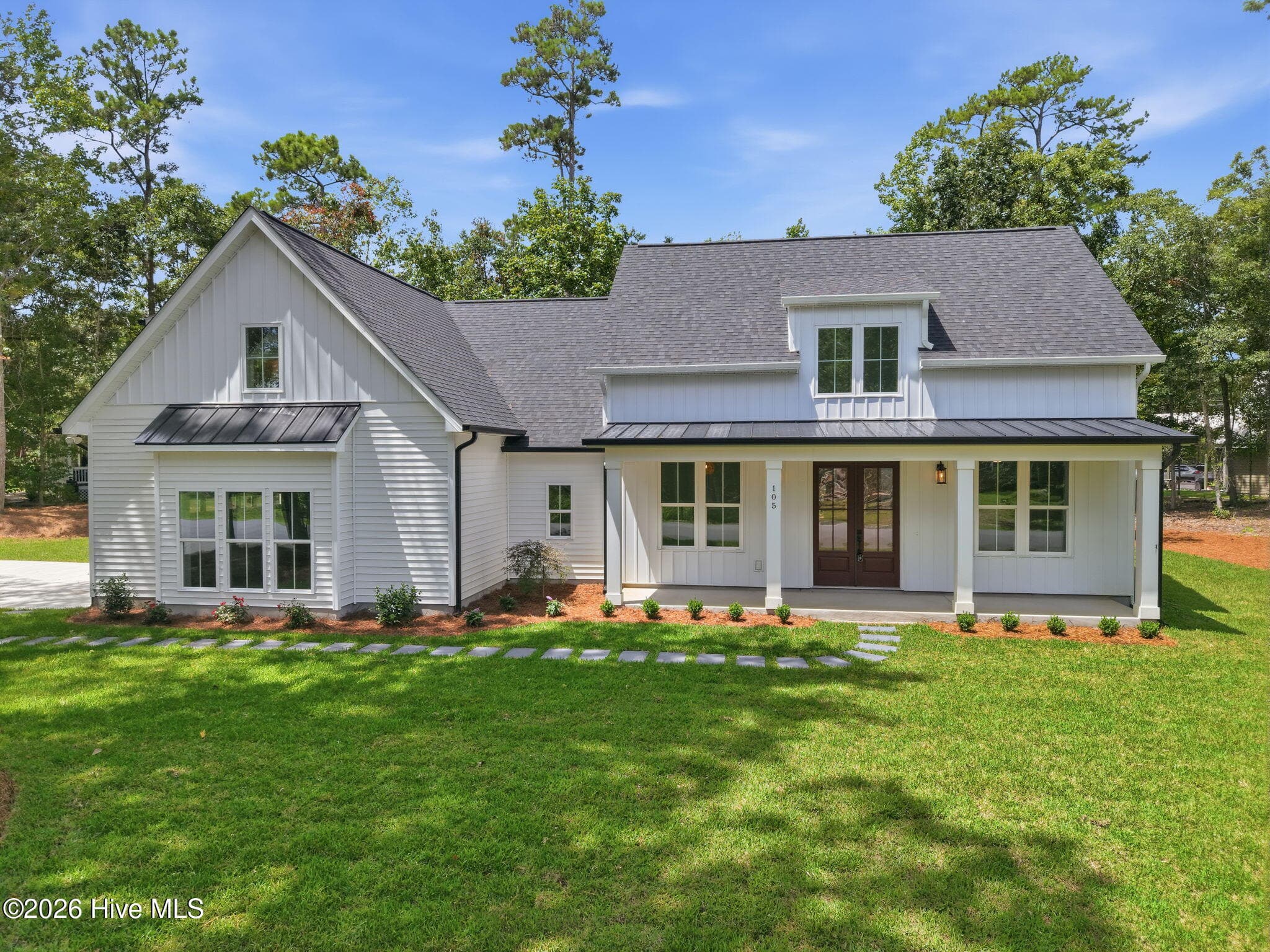 Exterior of 105 S Belvedere Drive, Hampstead, NC 28443
