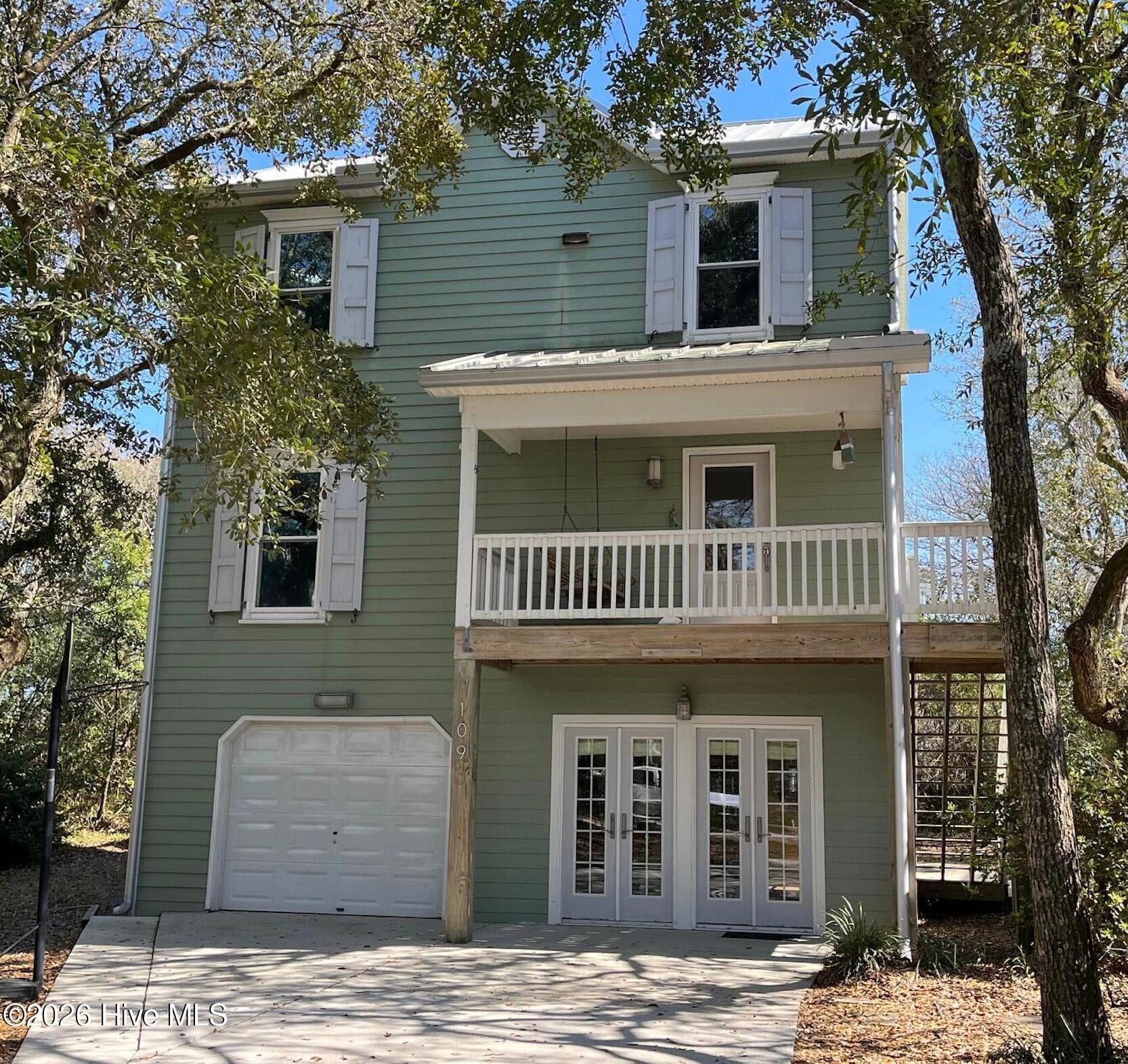 Front of 109 Sea Urchin Court, Surf City, NC 28445