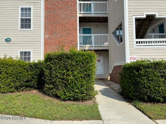 Exterior of 719 Melba Court C, Wilmington, NC 28405