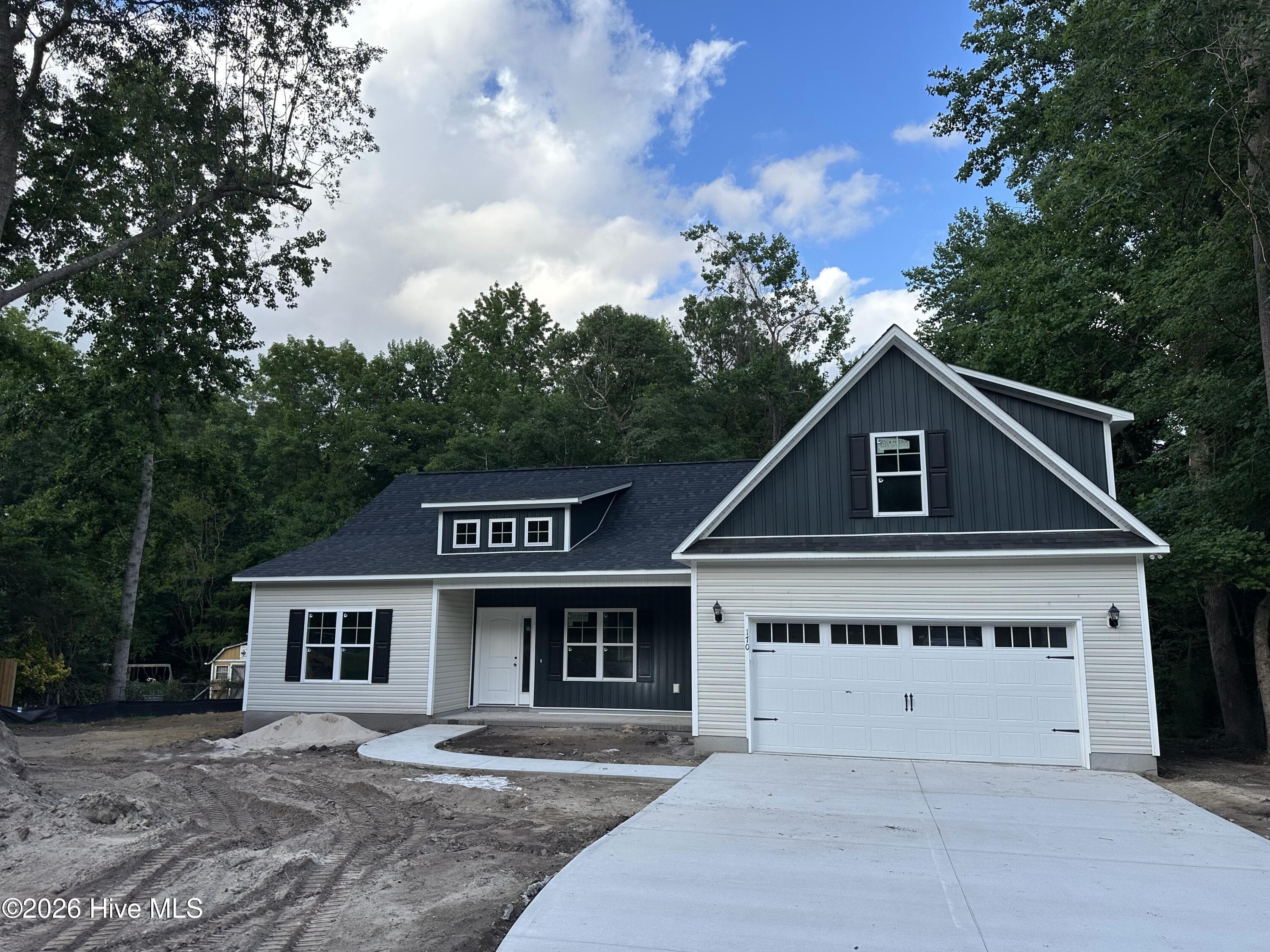 Exterior of 170 Middleton Place, Sneads Ferry, NC 28460