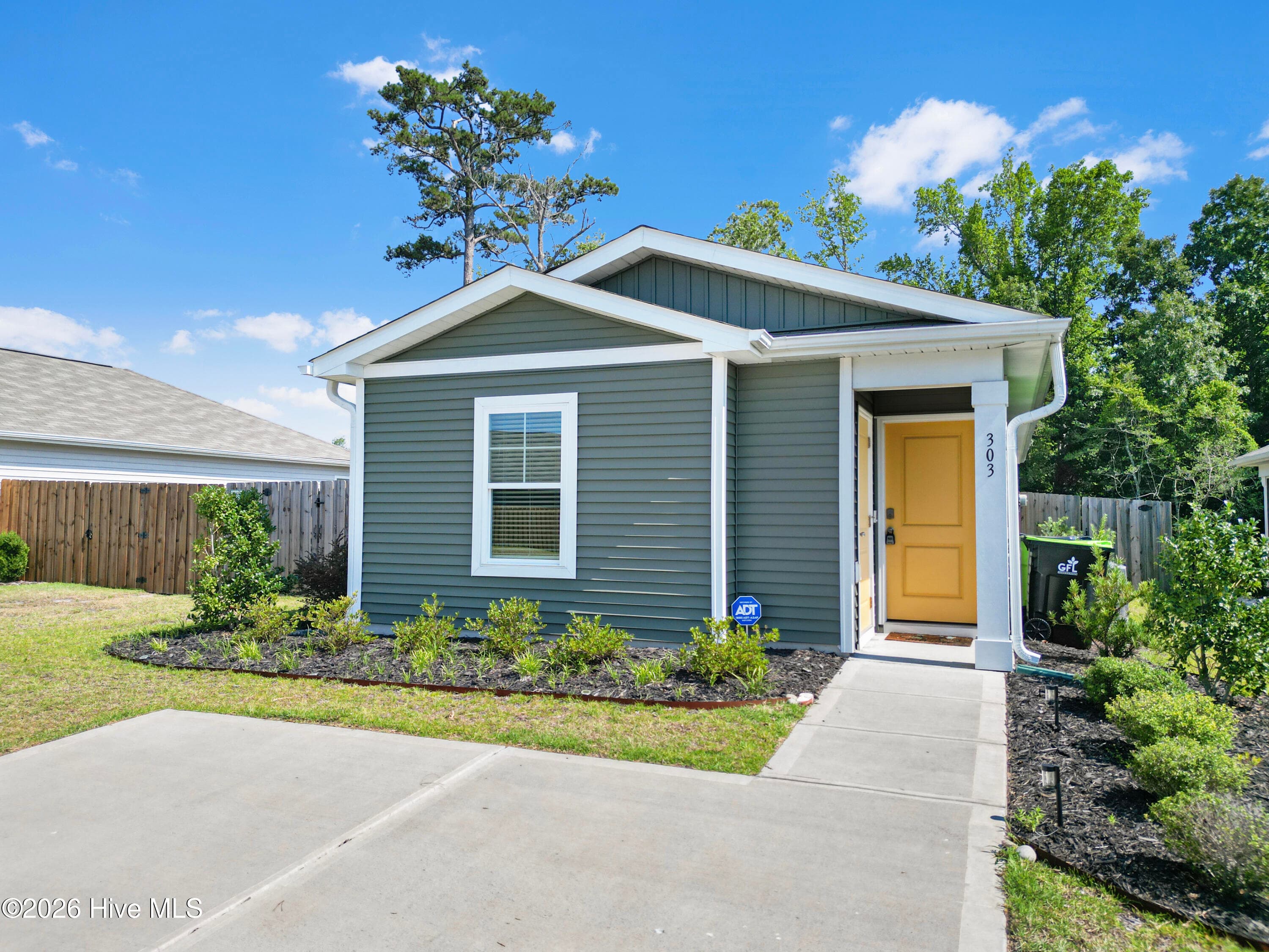 Exterior of 303 Azimuth Drive, Surf City, NC 28445