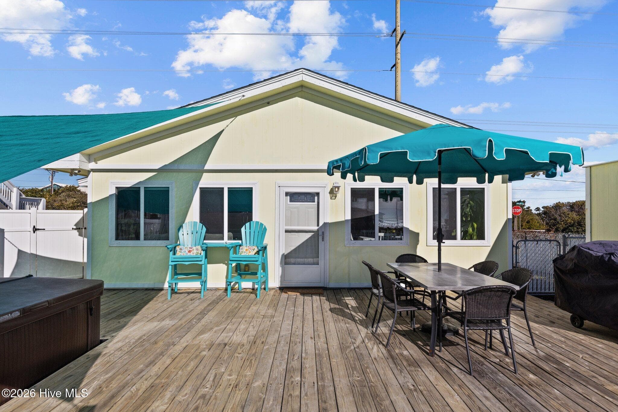 Front of 601 Emerald Drive, Emerald Isle, NC 28594