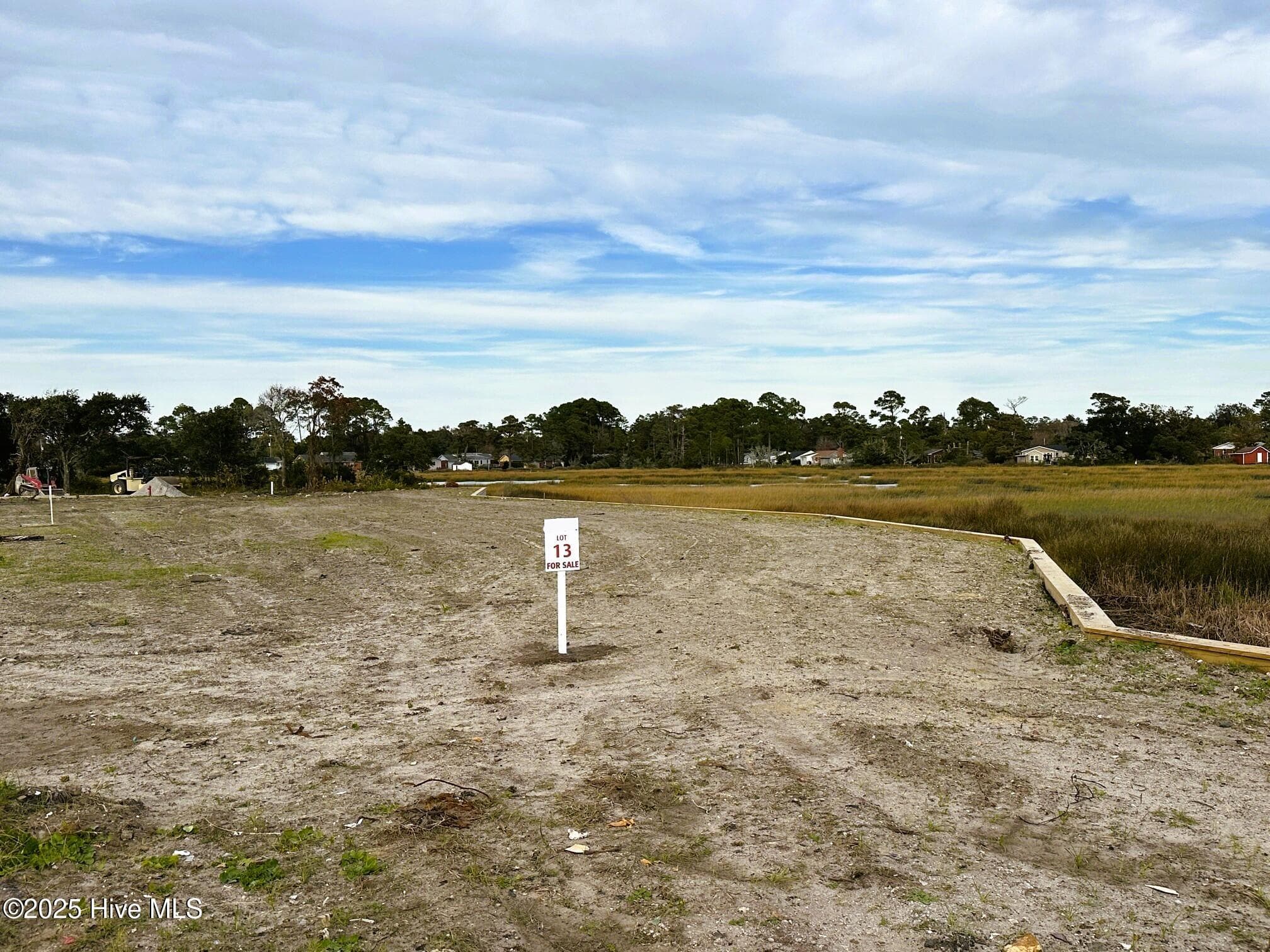 Front of 2400/2402 Ferabee Street, Morehead City, NC 28557