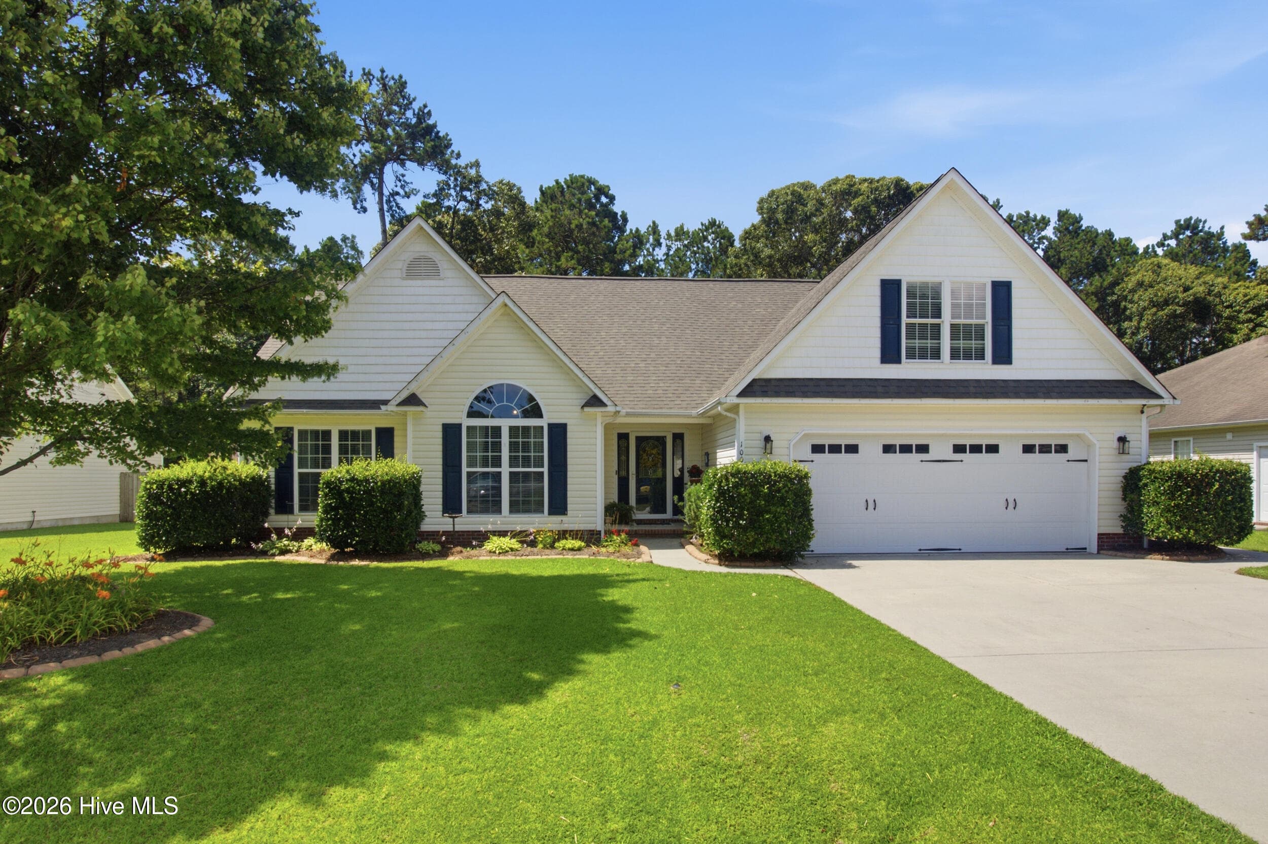 Front of 100 Sand Run Road, Havelock, NC 28532