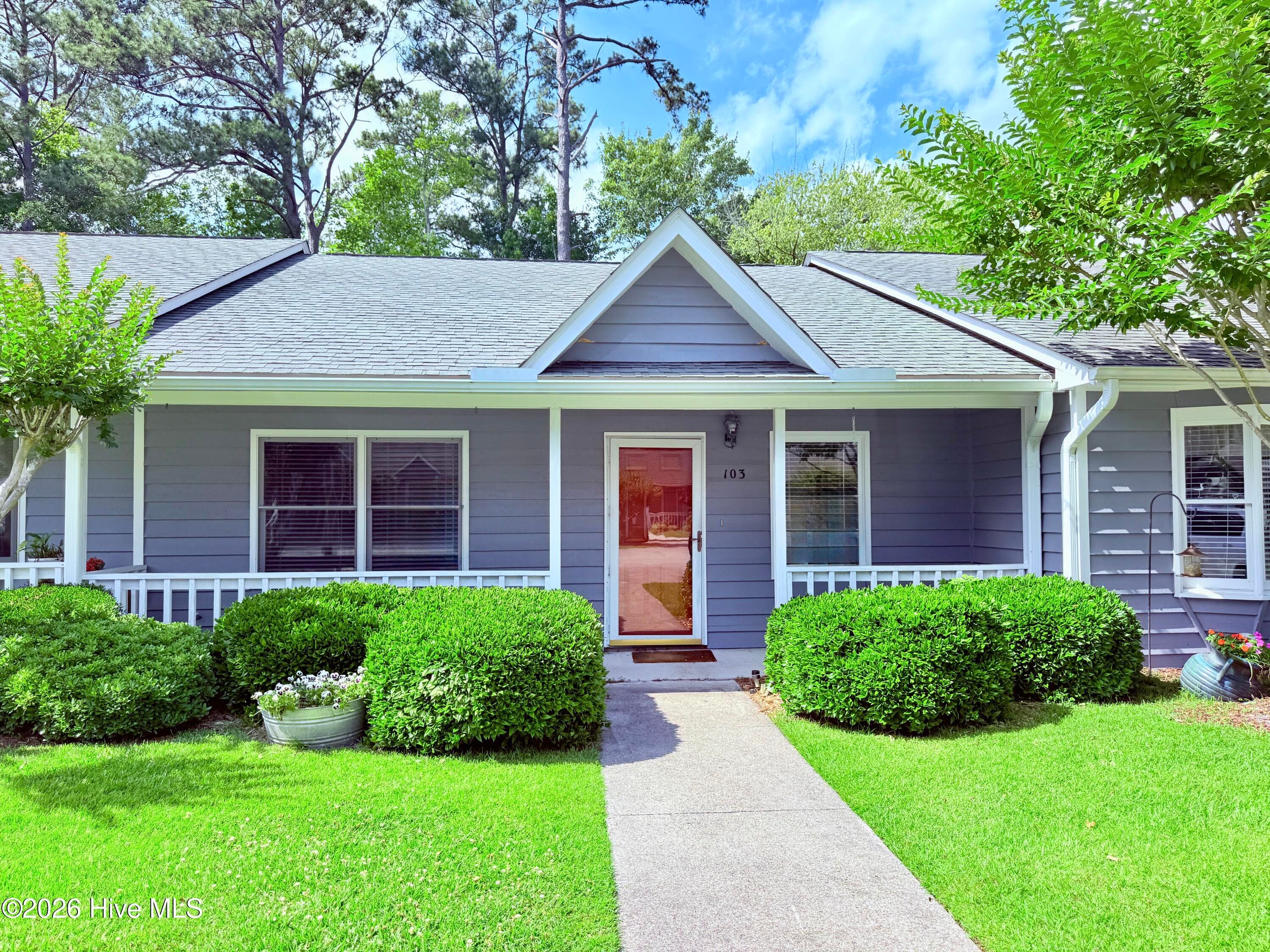 Exterior of 600 N 35th Street 103, Morehead City, NC 28557