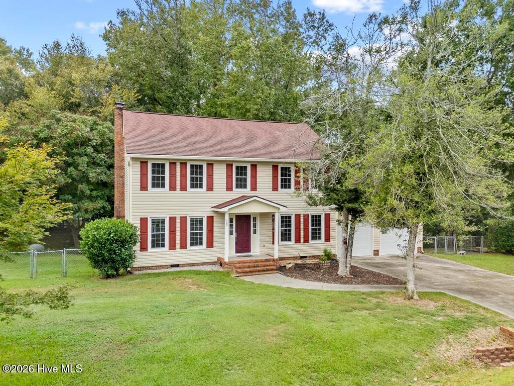 Front of 103 Marina Court, Jacksonville, NC 28540