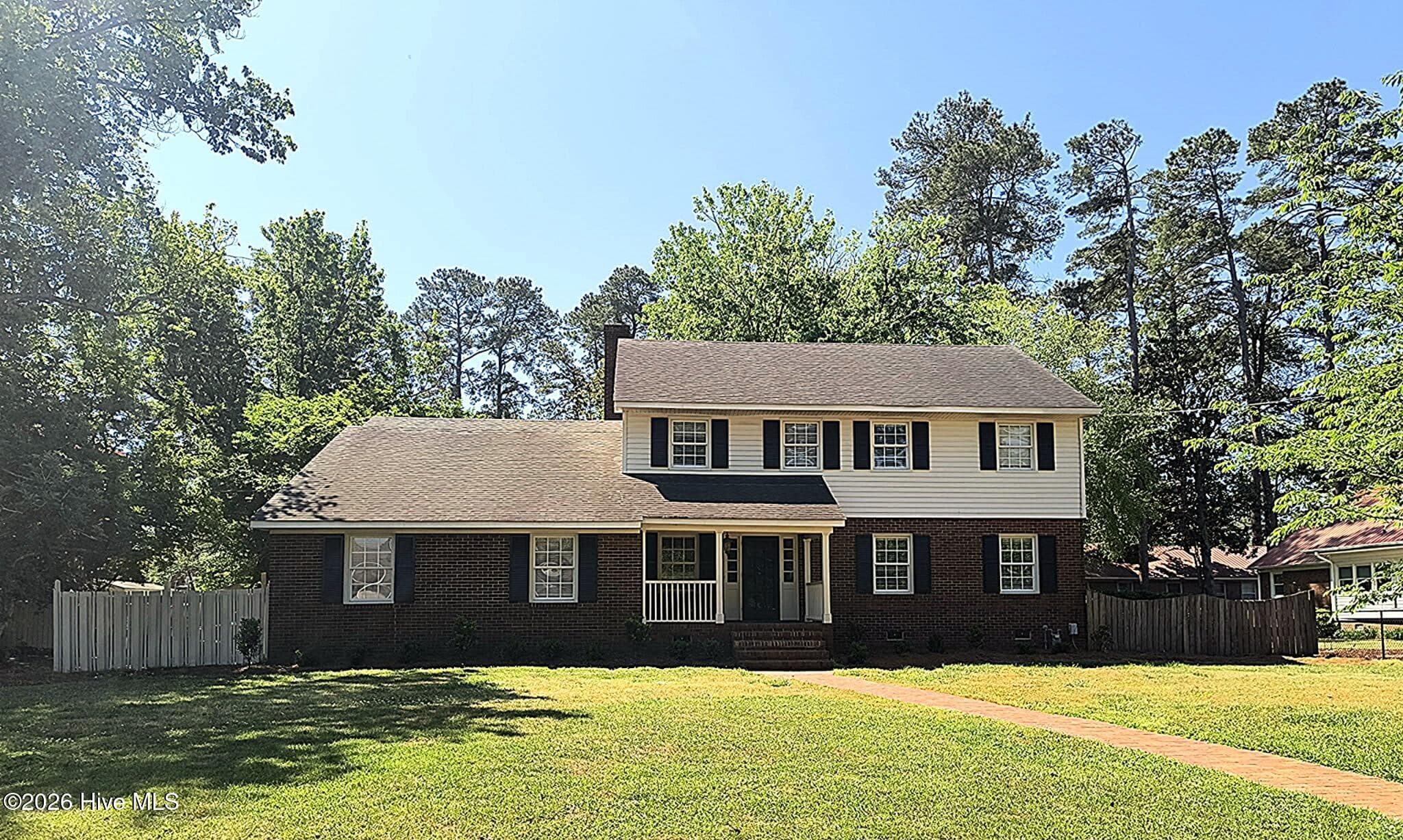 Front of 1910 York Street, Kinston, NC 28504