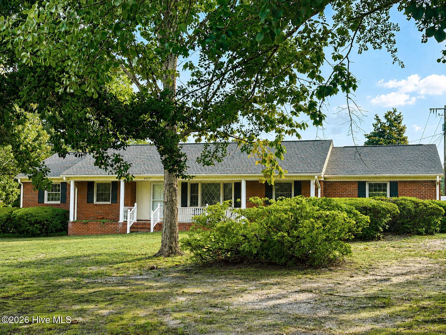 Front of 5137 Clear Run Drive, Wilmington, NC 28403